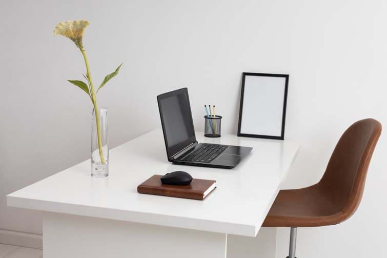 The Ultimate Office Furniture Checklist in New Haven, CT: 5 Must-Have Pieces!