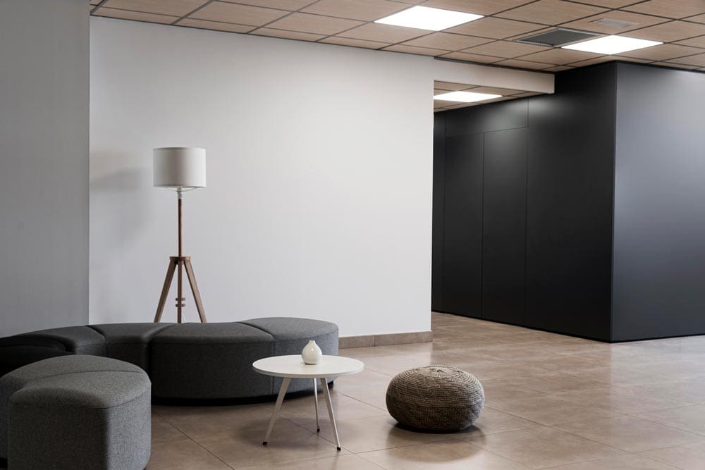 Foster a Minimalist Mindset in the Office