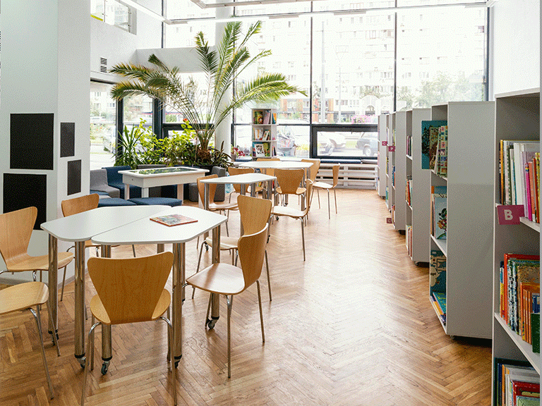 Higher Education Furniture for Classrooms