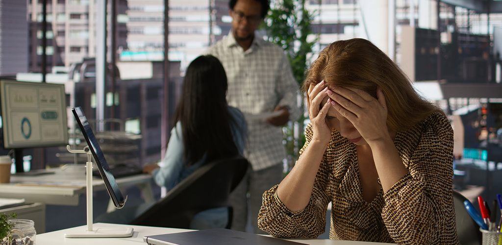 discomfort in workplace